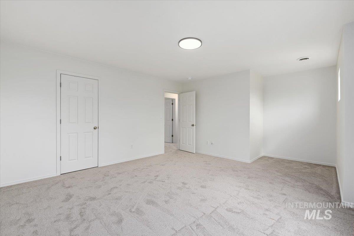 8196 W Grubstake St, Boise, Idaho 83709, 4 Bedrooms, 2.5 Bathrooms, Residential For Sale, Price $499,900,MLS 98977918