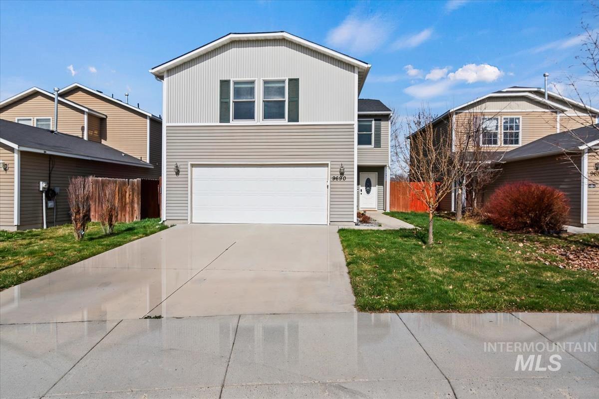 9690 W Weir Hollis Dr, Boise, Idaho 83709, 3 Bedrooms, 2.5 Bathrooms, Residential For Sale, Price $420,000,MLS 98977919