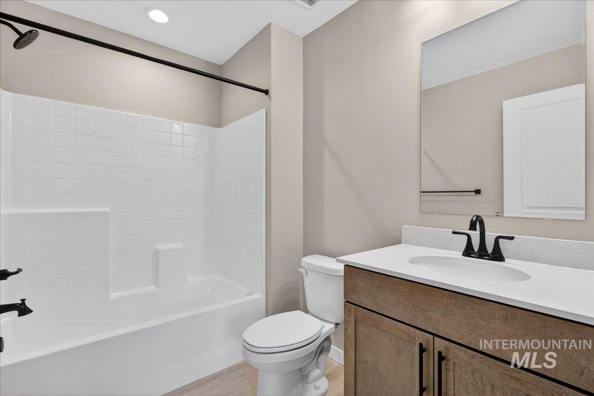 1395 Stirling Meadows St, Middleton, Idaho 83644, 5 Bedrooms, 4 Bathrooms, Residential For Sale, Price $649,990,MLS 98977920