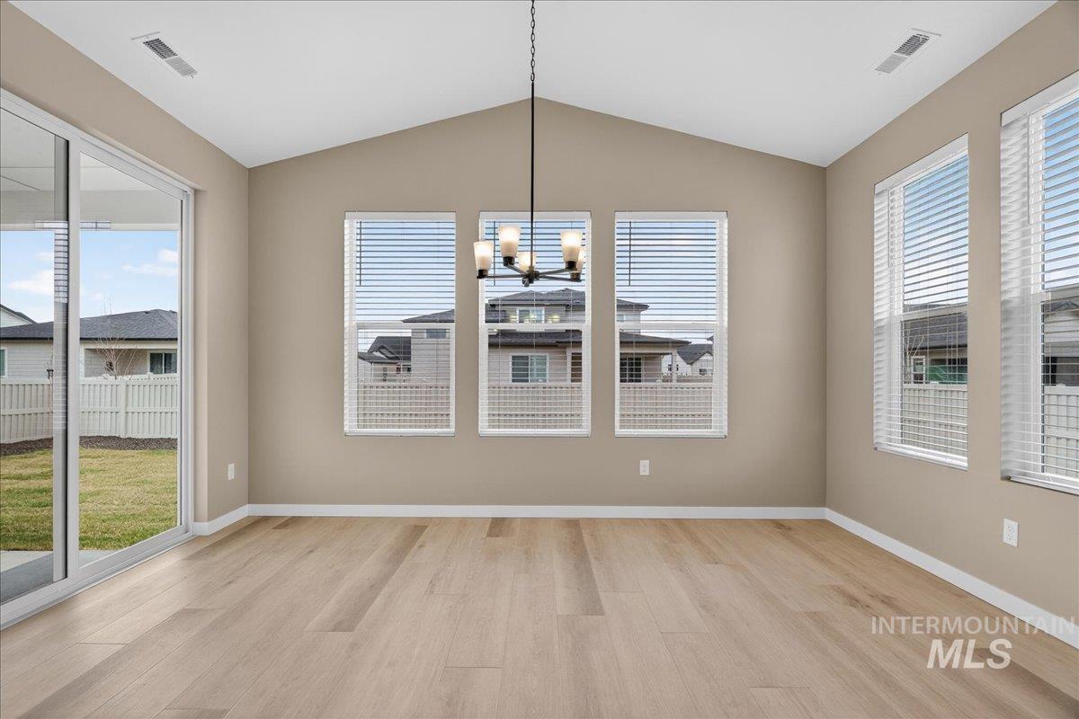 1395 Stirling Meadows St, Middleton, Idaho 83644, 5 Bedrooms, 4 Bathrooms, Residential For Sale, Price $649,990,MLS 98977920