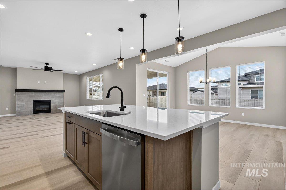 1395 Stirling Meadows St, Middleton, Idaho 83644, 5 Bedrooms, 4 Bathrooms, Residential For Sale, Price $649,990,MLS 98977920