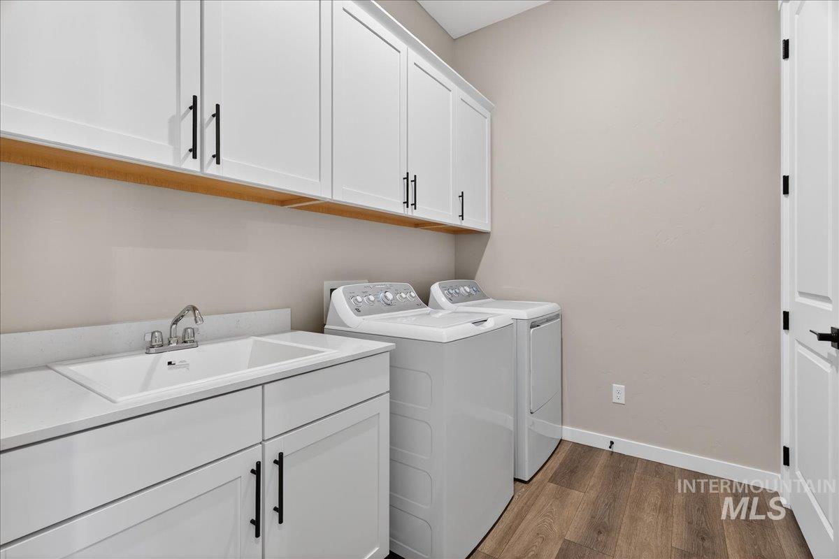 1363 Stirling Meadows, Middleton, Idaho 83644, 4 Bedrooms, 3.5 Bathrooms, Residential For Sale, Price $664,990,MLS 98977923