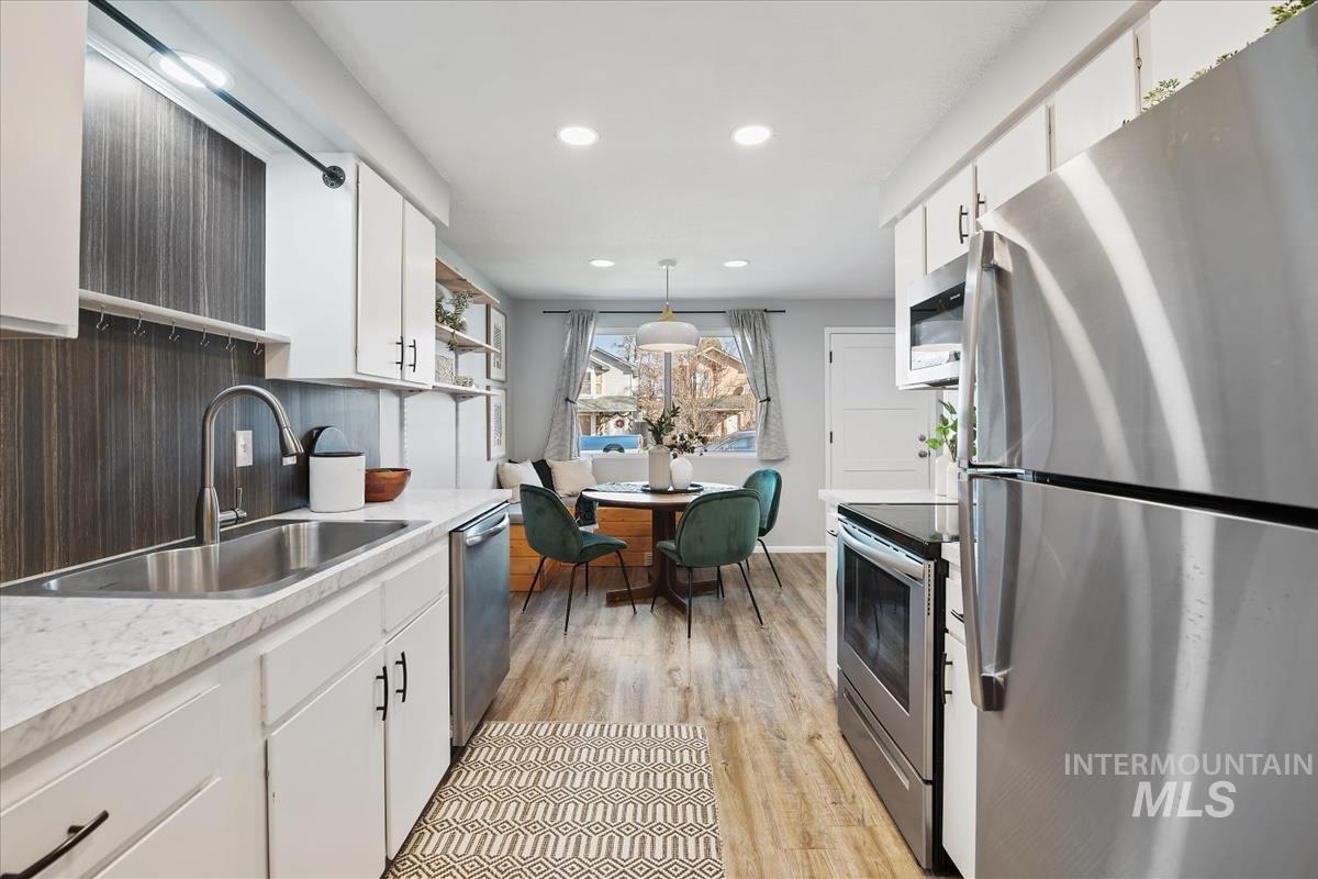 6417 W Everett St, Boise, Idaho 83704, 3 Bedrooms, 1 Bathroom, Residential For Sale, Price $375,000,MLS 98977924