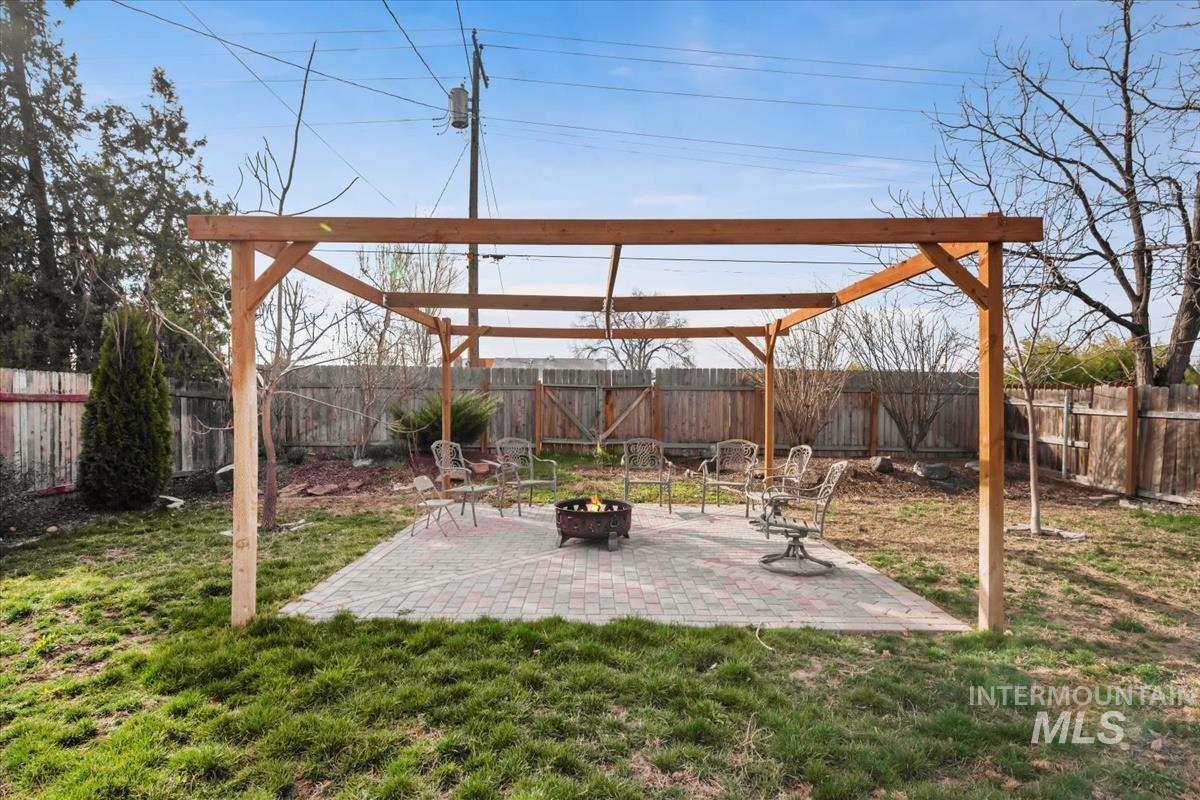 6417 W Everett St, Boise, Idaho 83704, 3 Bedrooms, 1 Bathroom, Residential For Sale, Price $375,000,MLS 98977924