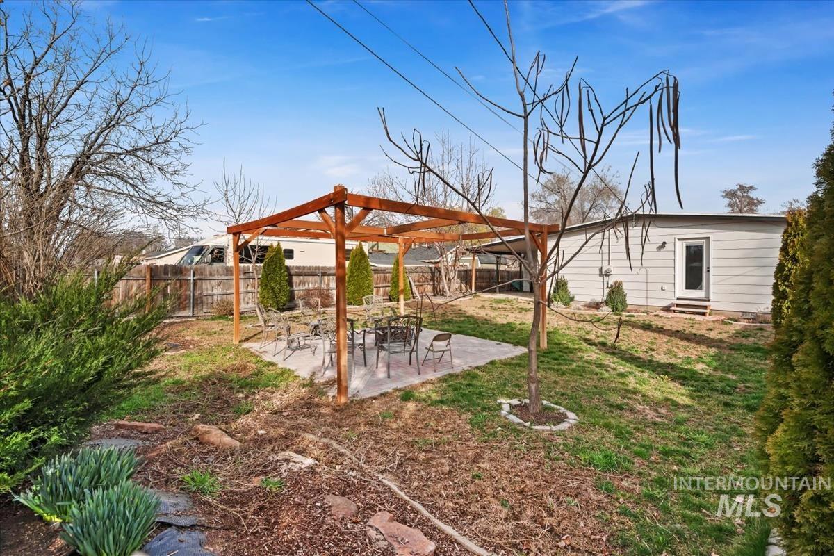 6417 W Everett St, Boise, Idaho 83704, 3 Bedrooms, 1 Bathroom, Residential For Sale, Price $375,000,MLS 98977924