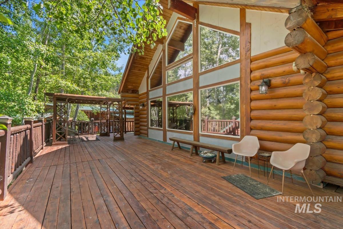 20 Red Fir Dr., Boise, Idaho 83716, 3 Bedrooms, 2 Bathrooms, Residential For Sale, Price $819,000, 98977926