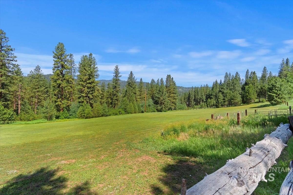 20 Red Fir Dr., Boise, Idaho 83716, 3 Bedrooms, 2 Bathrooms, Residential For Sale, Price $819,000, 98977926