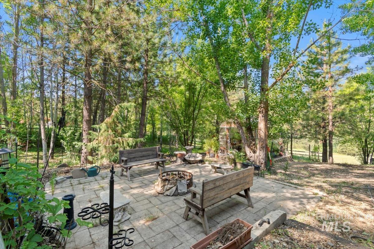 20 Red Fir Dr., Boise, Idaho 83716, 3 Bedrooms, 2 Bathrooms, Residential For Sale, Price $819,000, 98977926