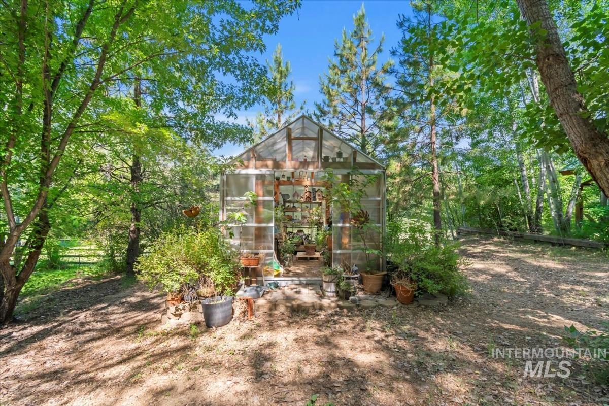 20 Red Fir Dr., Boise, Idaho 83716, 3 Bedrooms, 2 Bathrooms, Residential For Sale, Price $819,000, 98977926