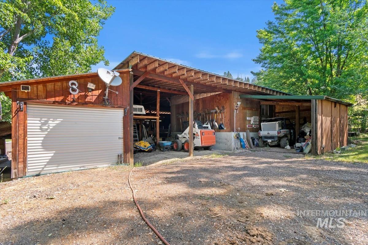 20 Red Fir Dr., Boise, Idaho 83716, 3 Bedrooms, 2 Bathrooms, Residential For Sale, Price $819,000, 98977926