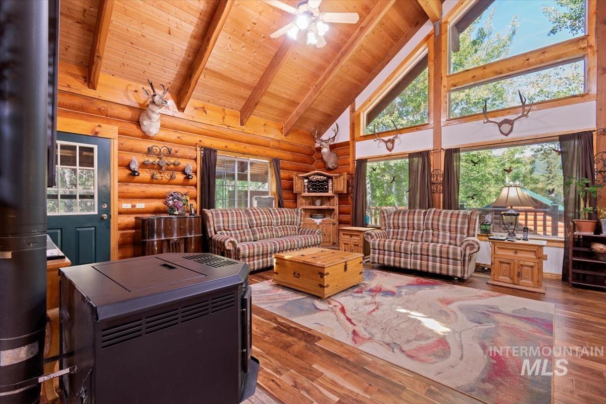 20 Red Fir Dr., Boise, Idaho 83716, 3 Bedrooms, 2 Bathrooms, Residential For Sale, Price $819,000, 98977926