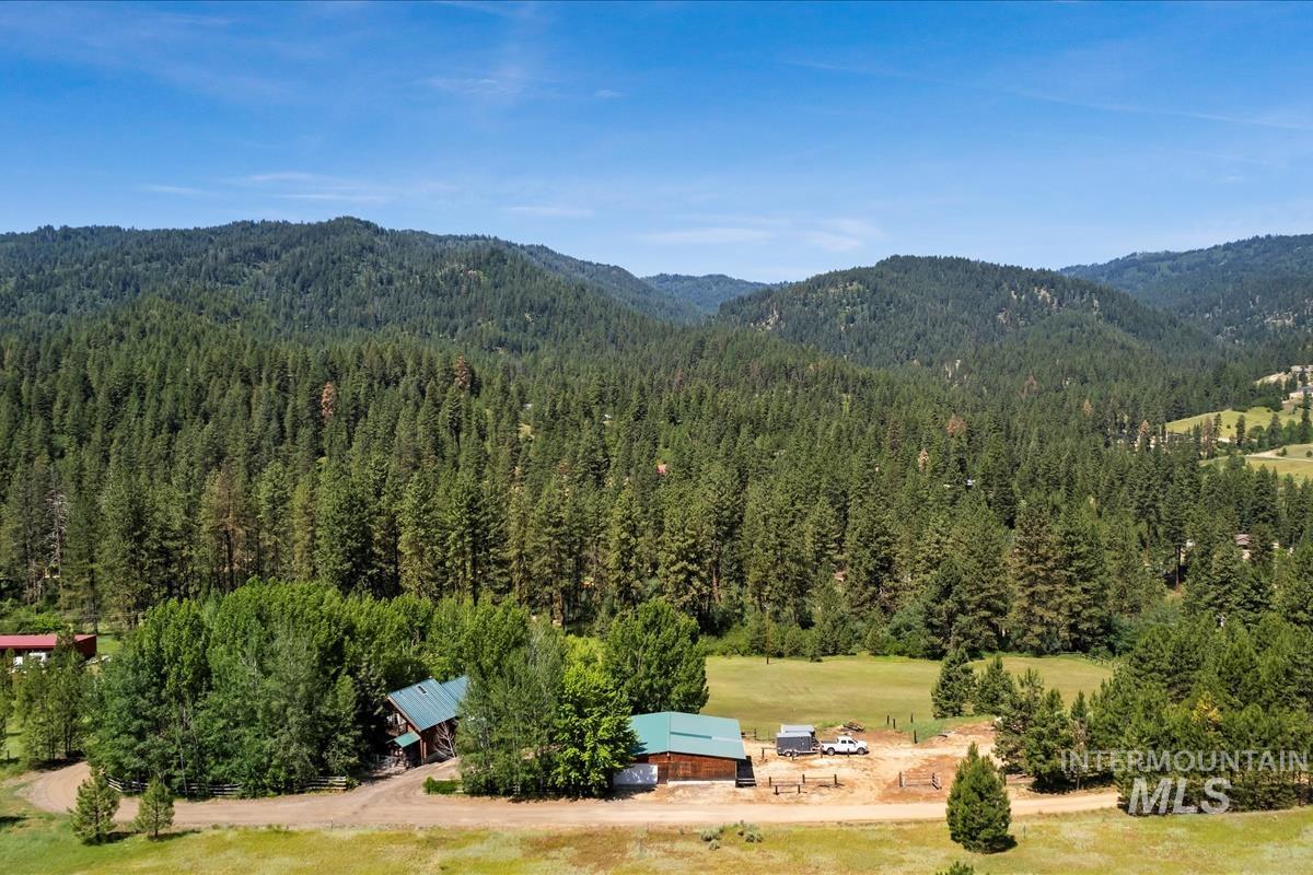 20 Red Fir Dr., Boise, Idaho 83716, 3 Bedrooms, 2 Bathrooms, Residential For Sale, Price $819,000, 98977926