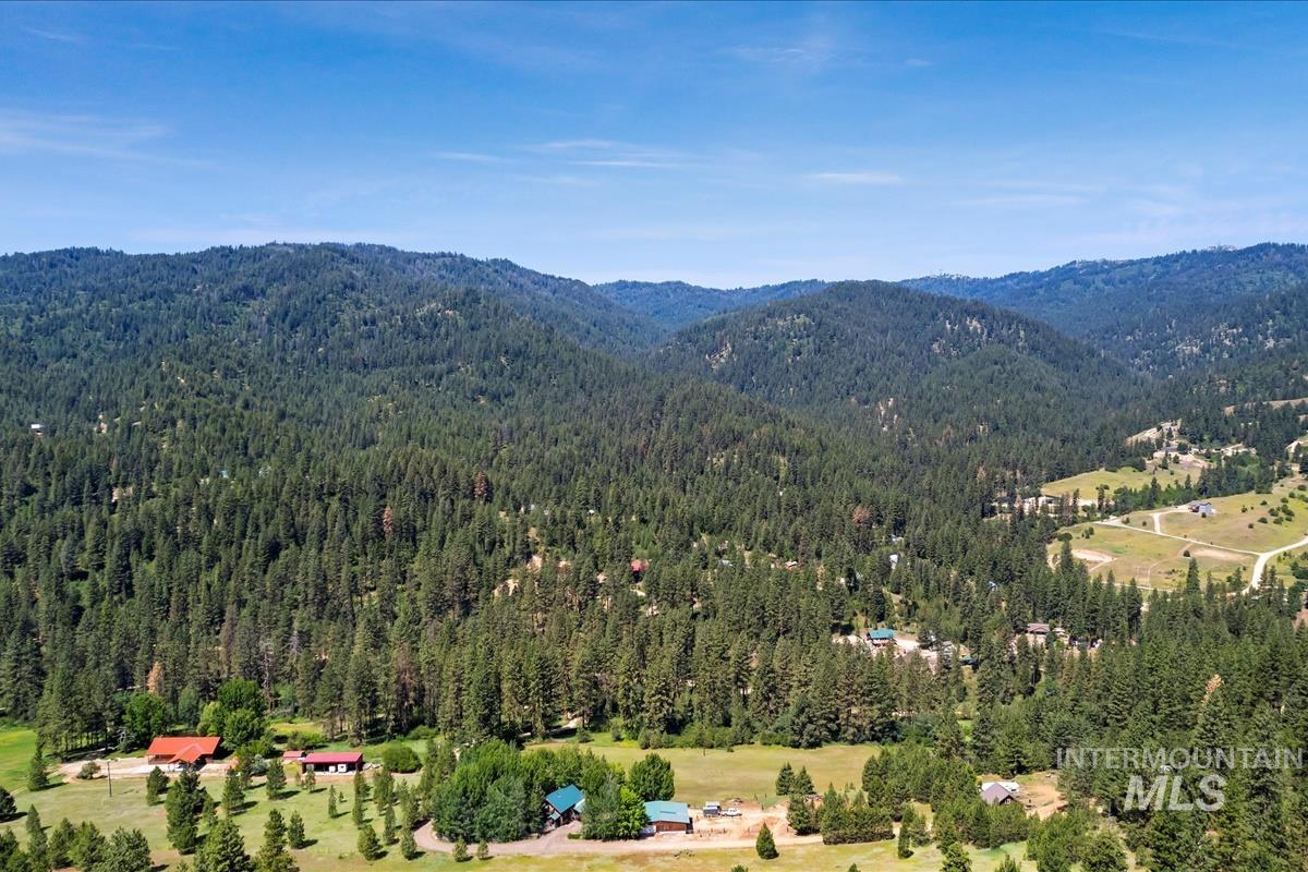 20 Red Fir Dr., Boise, Idaho 83716, 3 Bedrooms, 2 Bathrooms, Residential For Sale, Price $819,000, 98977926