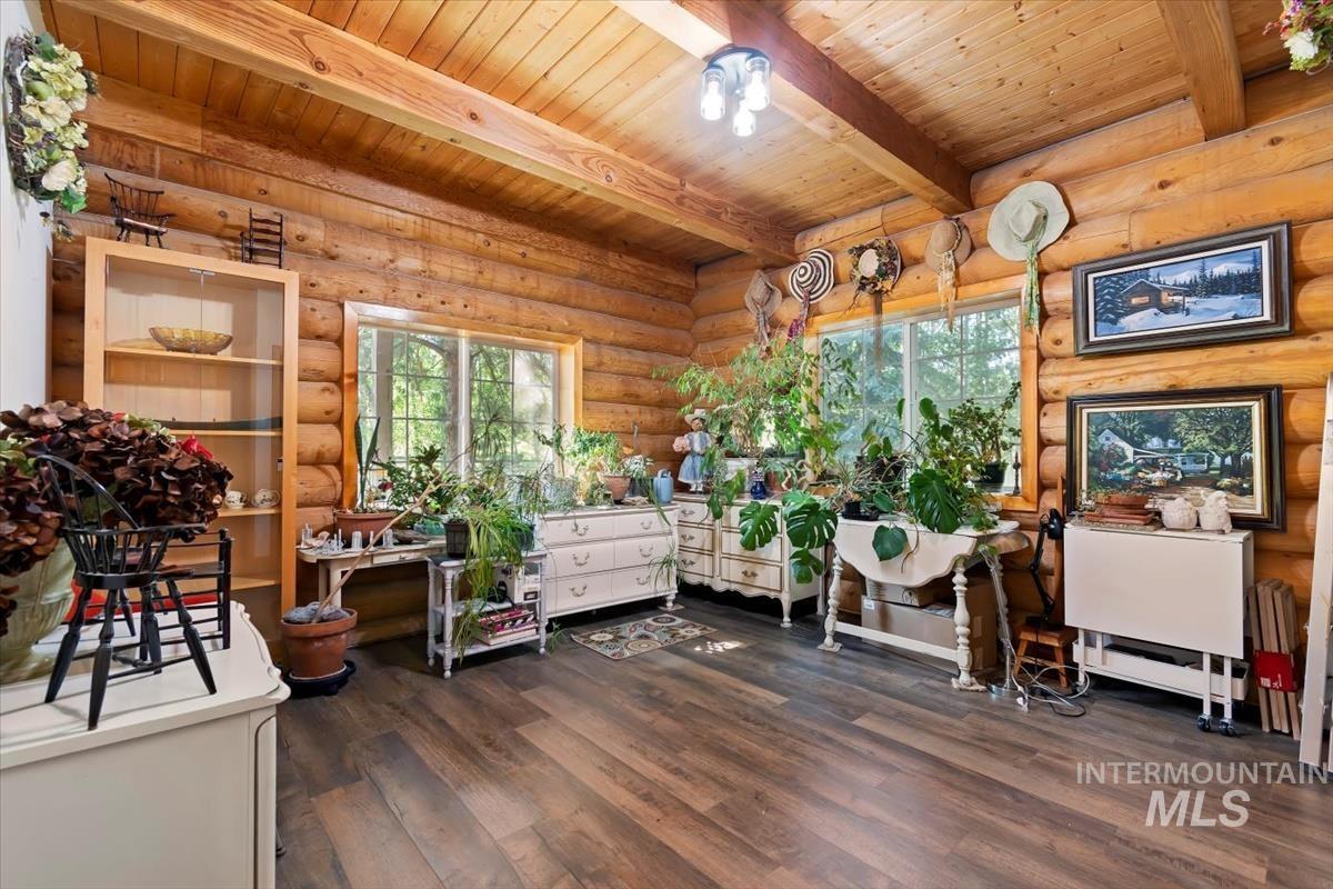 20 Red Fir Dr., Boise, Idaho 83716, 3 Bedrooms, 2 Bathrooms, Residential For Sale, Price $819,000, 98977926