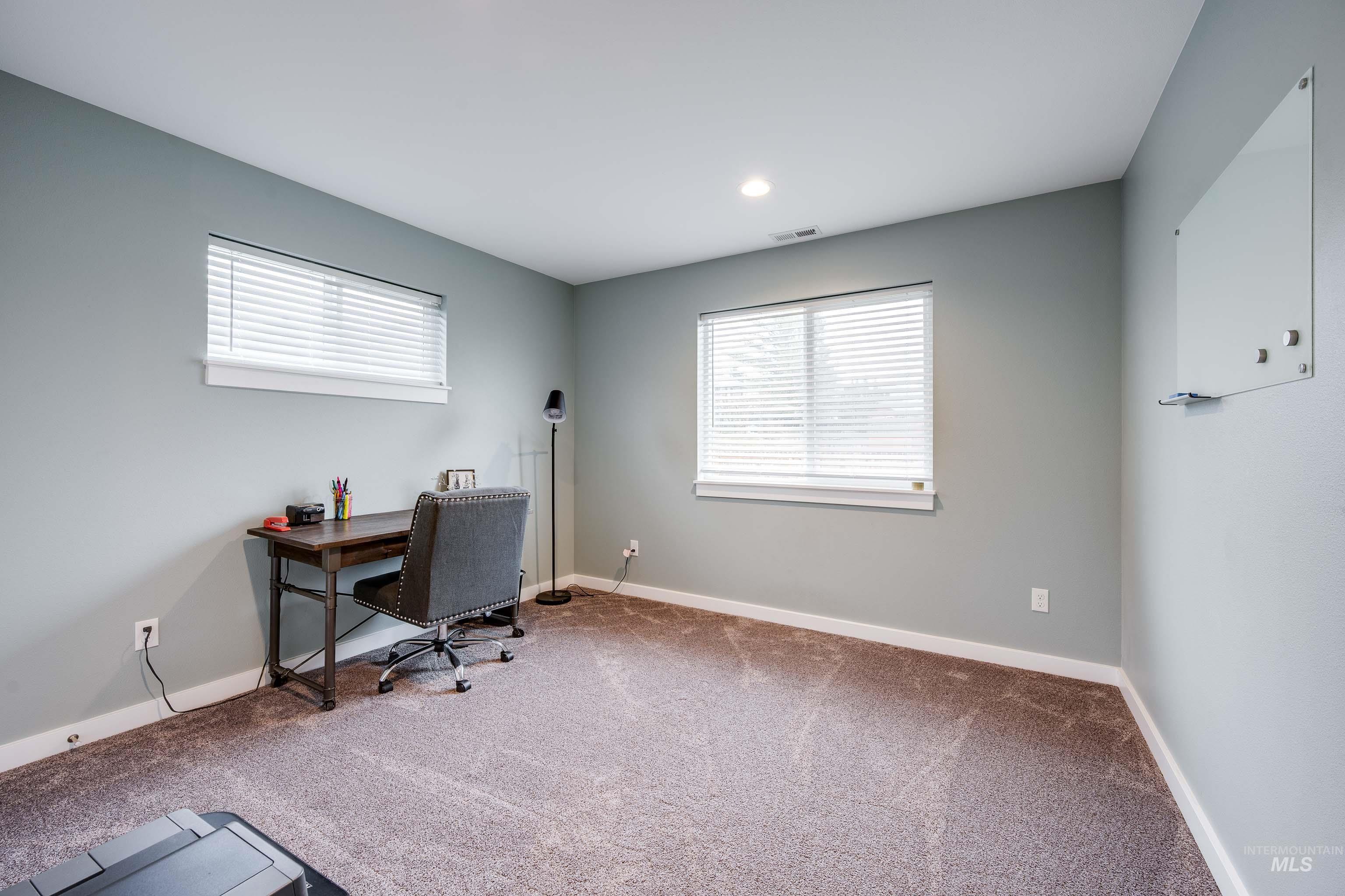 1627 E Third St, Moscow, Idaho 83843, 4 Bedrooms, 3 Bathrooms, Residential For Sale, Price $467,000, 98977927