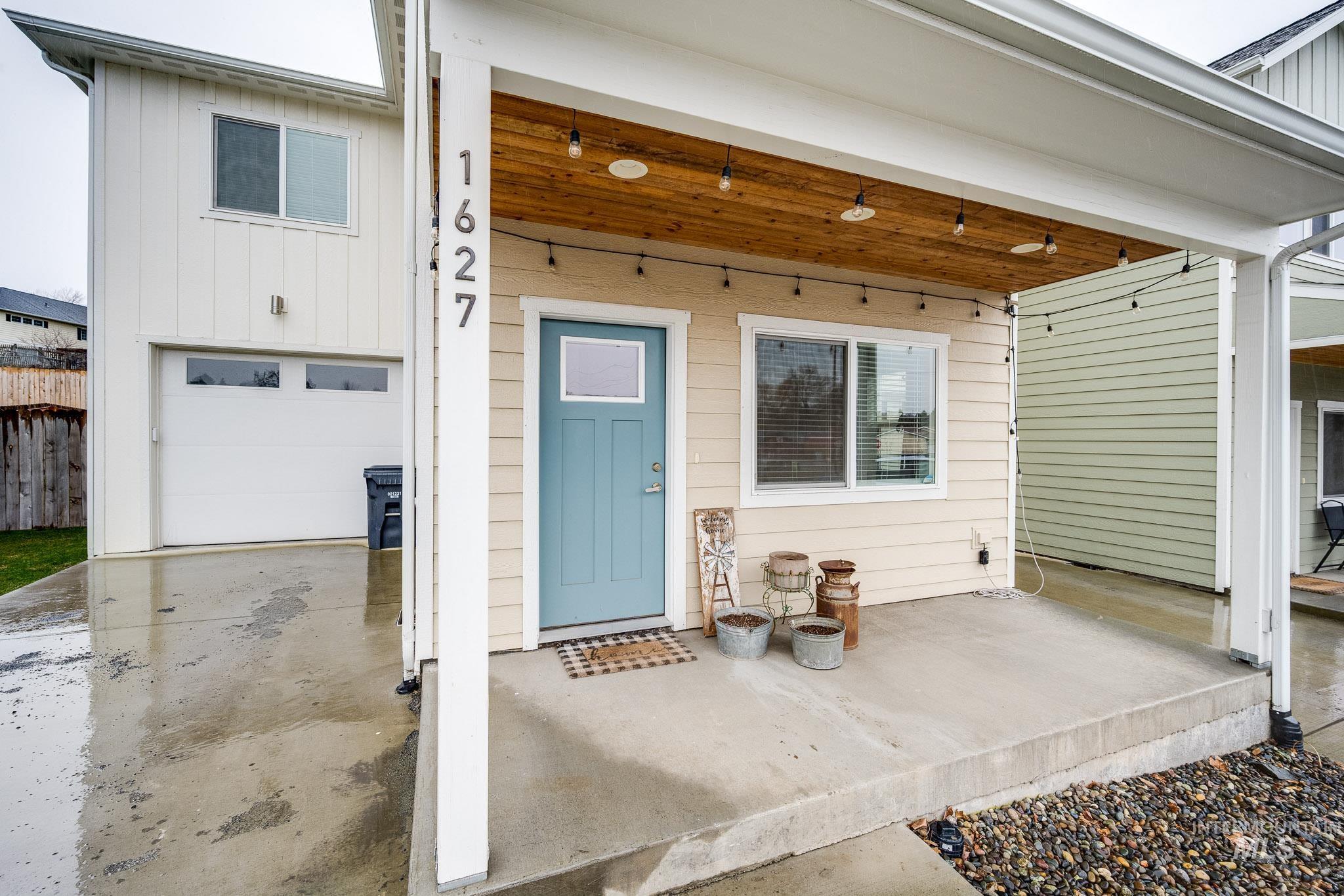 1627 E Third St, Moscow, Idaho 83843, 4 Bedrooms, 3 Bathrooms, Residential For Sale, Price $467,000, 98977927