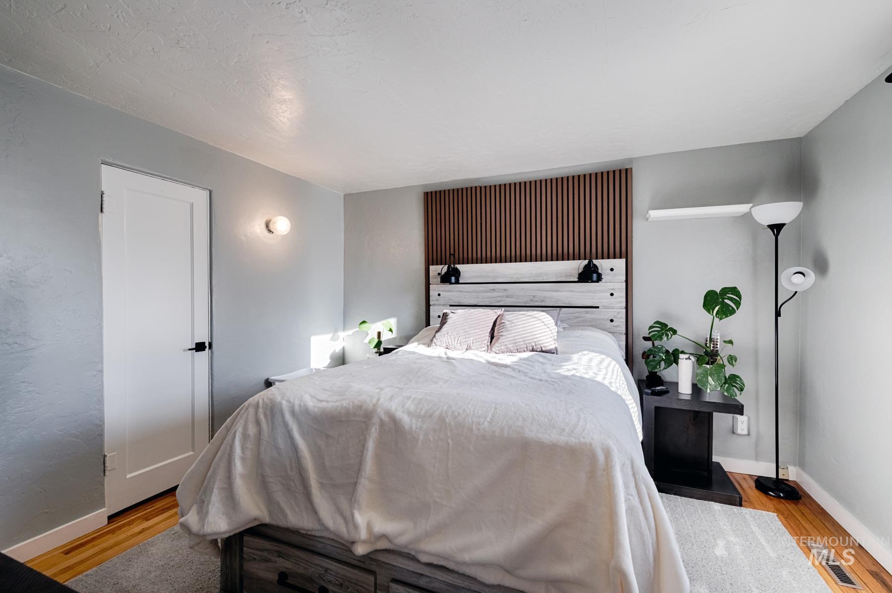 2624 College Ave, Caldwell, Idaho 83605, 2 Bedrooms, 1 Bathroom, Residential For Sale, Price $365,000,MLS 98977929