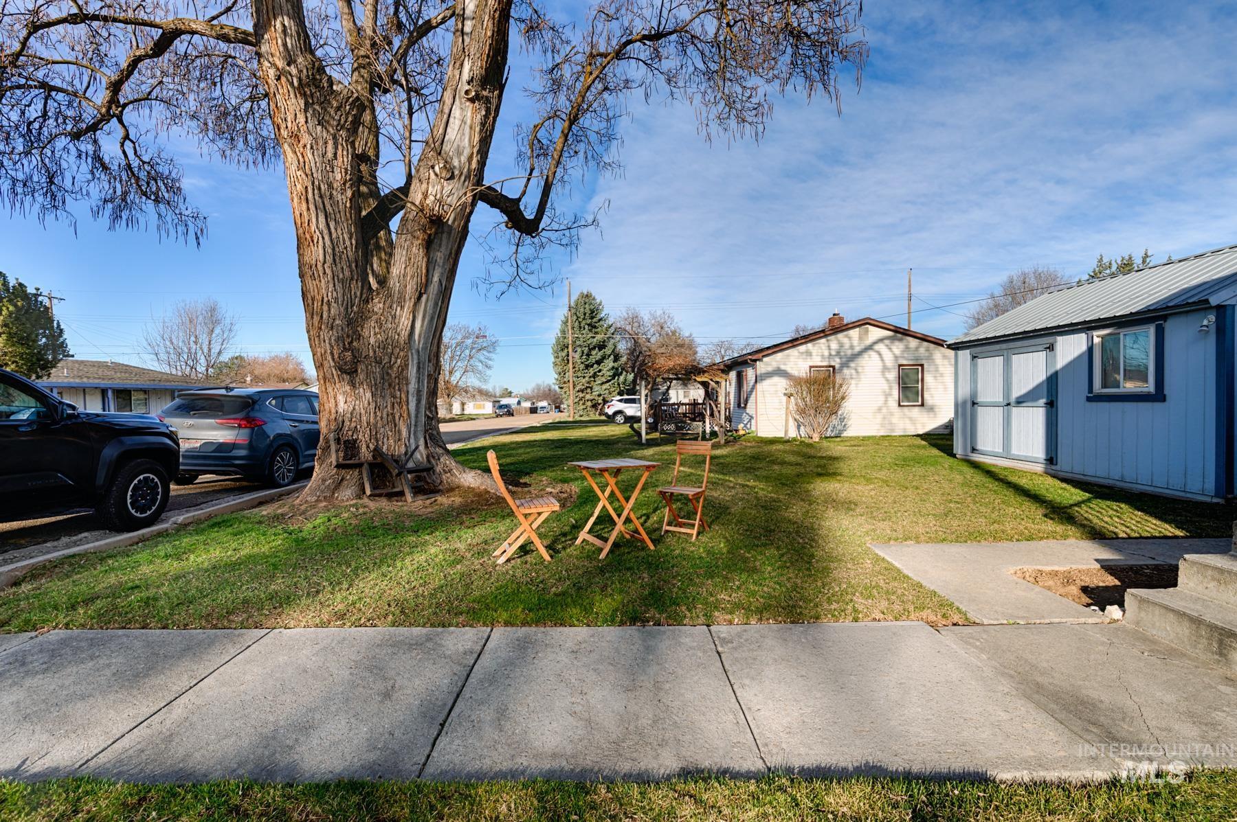 2624 College Ave, Caldwell, Idaho 83605, 2 Bedrooms, 1 Bathroom, Residential For Sale, Price $365,000,MLS 98977929