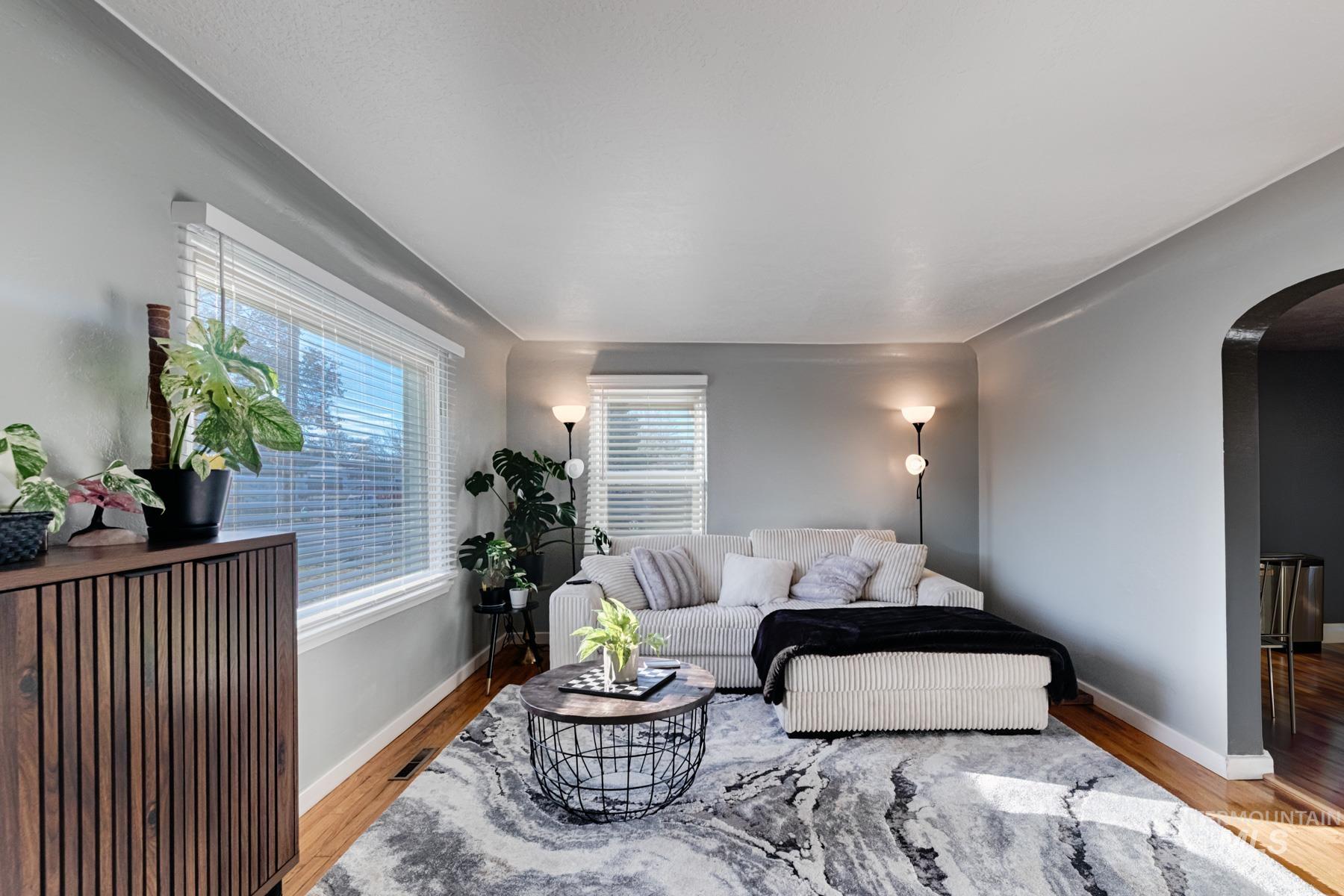 2624 College Ave, Caldwell, Idaho 83605, 2 Bedrooms, 1 Bathroom, Residential For Sale, Price $365,000,MLS 98977929