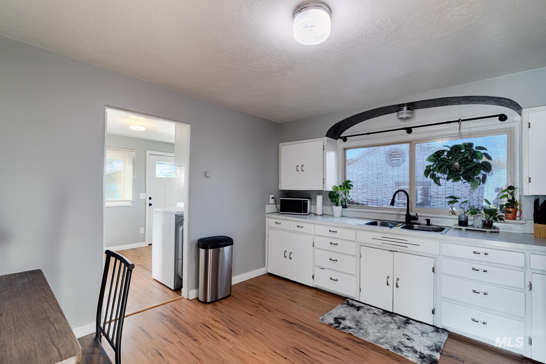 2624 College Ave, Caldwell, Idaho 83605, 2 Bedrooms, 1 Bathroom, Residential For Sale, Price $365,000,MLS 98977929