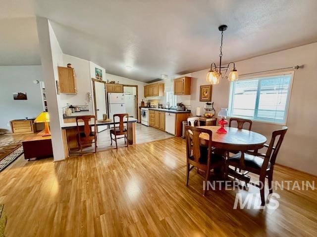2115 W 6th Avenue, Clarkston, Washington 99403, 4 Bedrooms, 2 Bathrooms, Residential For Sale, Price $115,000,MLS 98977931