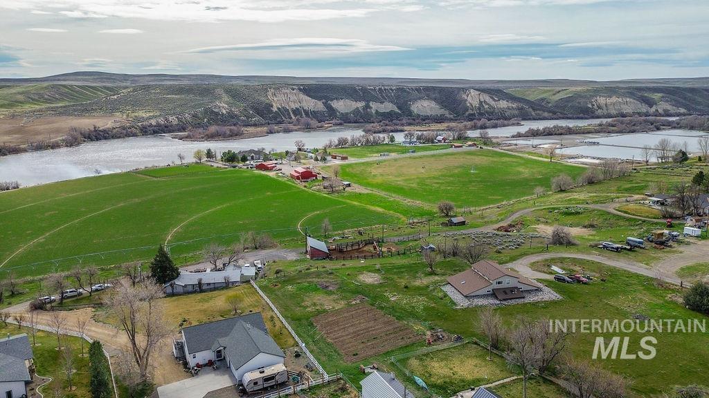 803 S Boise, Glenns Ferry, Idaho 83623, 4 Bedrooms, 3 Bathrooms, Residential For Sale, Price $685,000,MLS 98977932