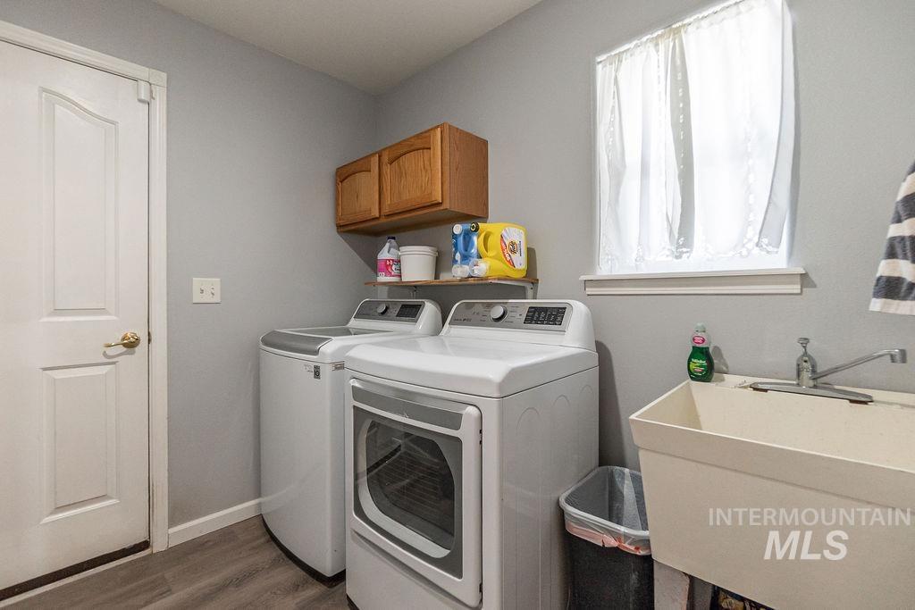 803 S Boise, Glenns Ferry, Idaho 83623, 4 Bedrooms, 3 Bathrooms, Residential For Sale, Price $685,000,MLS 98977932