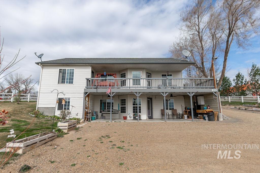 803 S Boise, Glenns Ferry, Idaho 83623, 4 Bedrooms, 3 Bathrooms, Residential For Sale, Price $685,000, 98977932