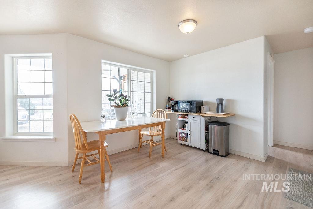 803 S Boise, Glenns Ferry, Idaho 83623, 4 Bedrooms, 3 Bathrooms, Residential For Sale, Price $685,000,MLS 98977932