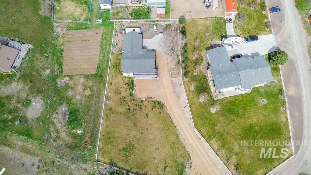 803 S Boise, Glenns Ferry, Idaho 83623, 4 Bedrooms, 3 Bathrooms, Residential For Sale, Price $685,000,MLS 98977932