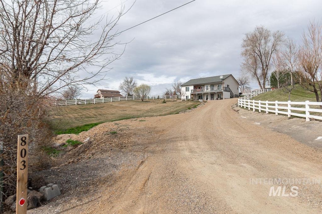 803 S Boise, Glenns Ferry, Idaho 83623, 4 Bedrooms, 3 Bathrooms, Residential For Sale, Price $685,000, 98977932