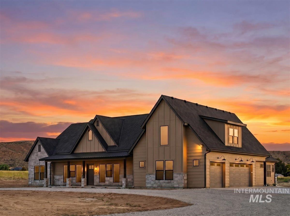 6677 Sophie Lane, Emmett, Idaho 83617, 4 Bedrooms, 4 Bathrooms, Residential For Sale, Price $1,697,000,MLS 98977933