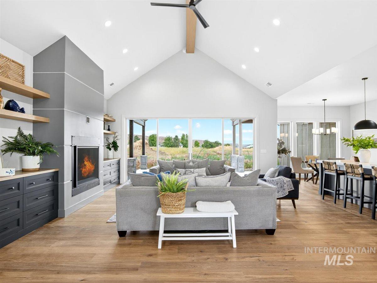 6677 Sophie Lane, Emmett, Idaho 83617, 4 Bedrooms, 4 Bathrooms, Residential For Sale, Price $1,697,000,MLS 98977933