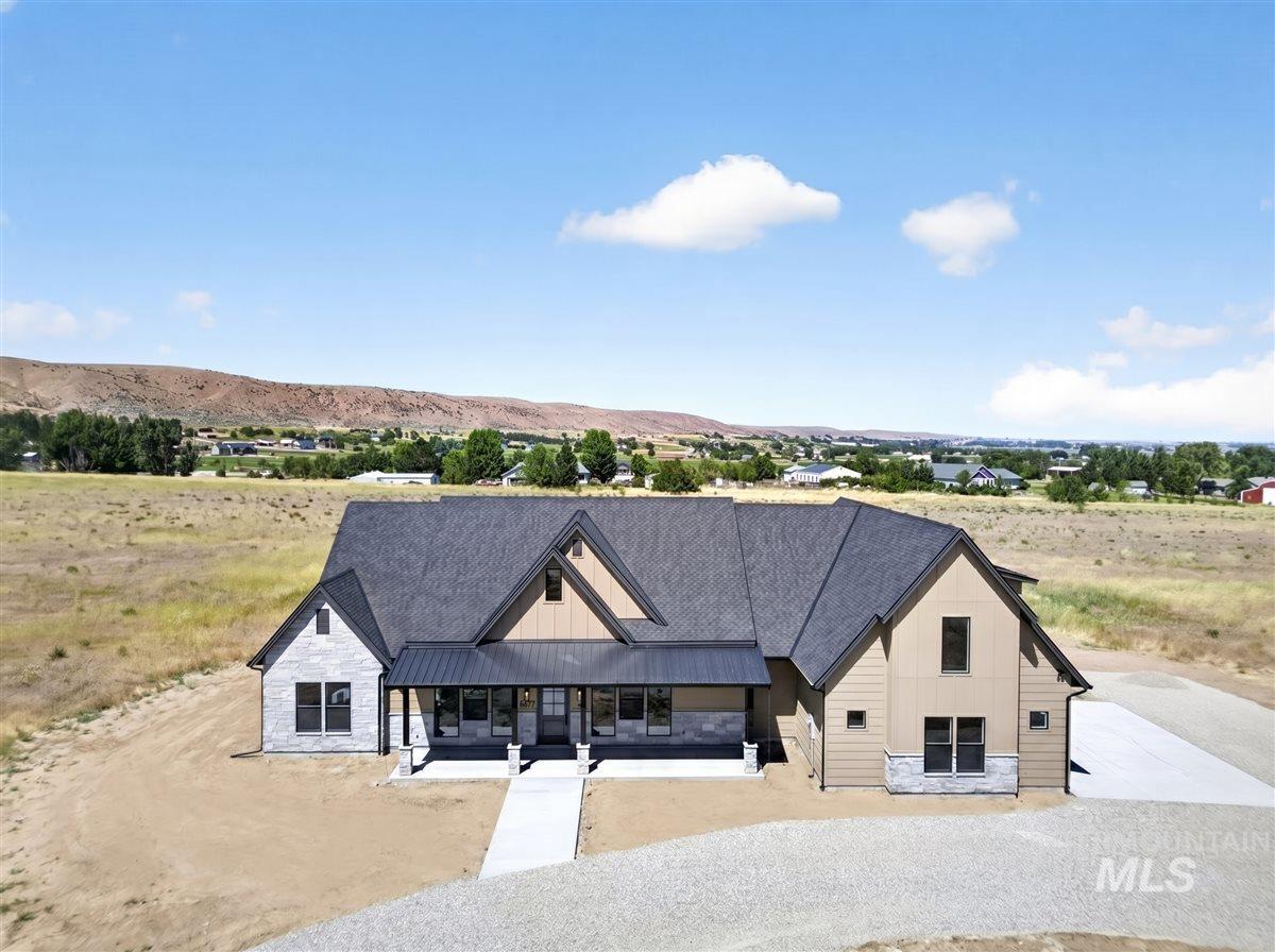 6677 Sophie Lane, Emmett, Idaho 83617, 4 Bedrooms, 4 Bathrooms, Residential For Sale, Price $1,697,000,MLS 98977933