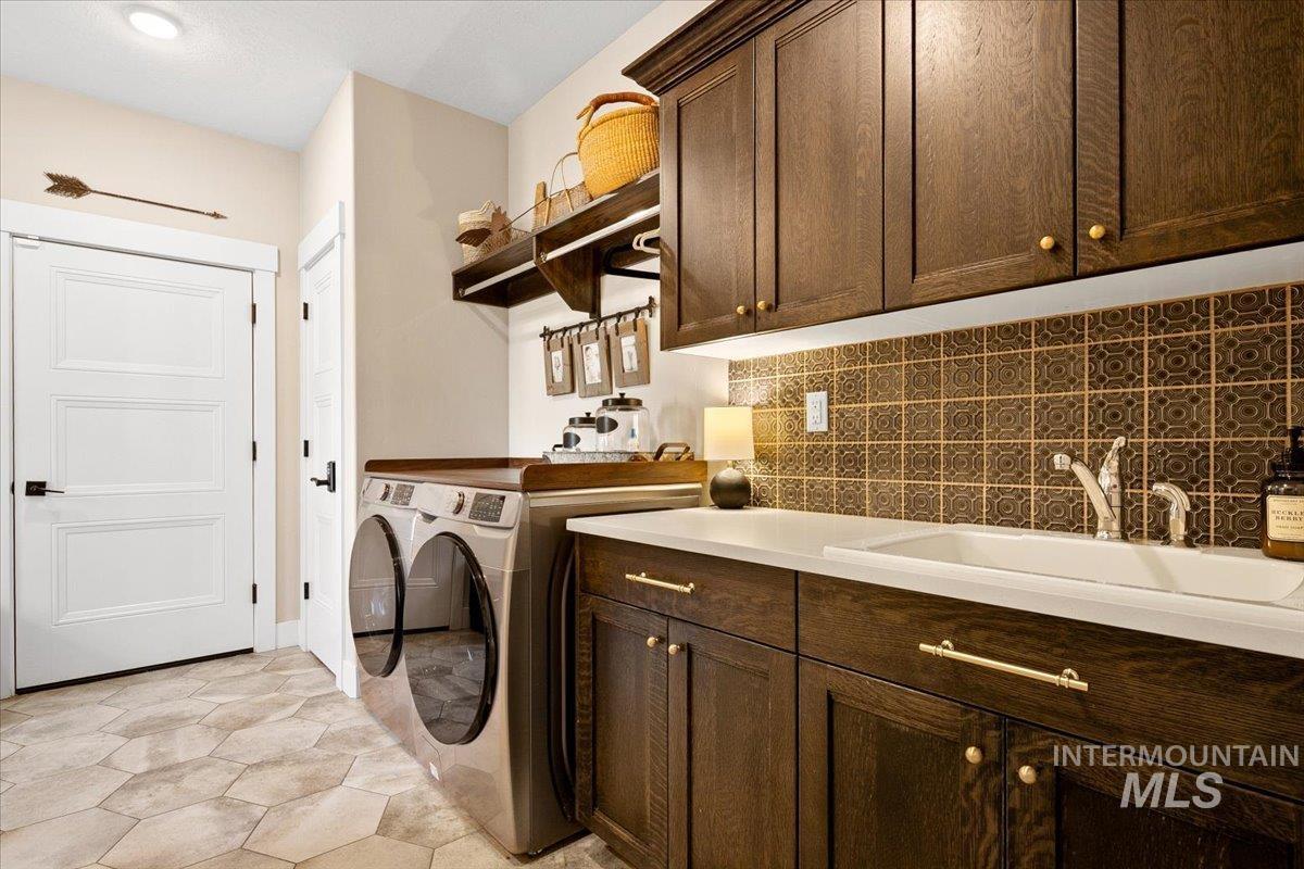 14042 Latigo Ln, Caldwell, Idaho 83607, 3 Bedrooms, 4 Bathrooms, Residential For Sale, Price $1,224,900,MLS 98977935