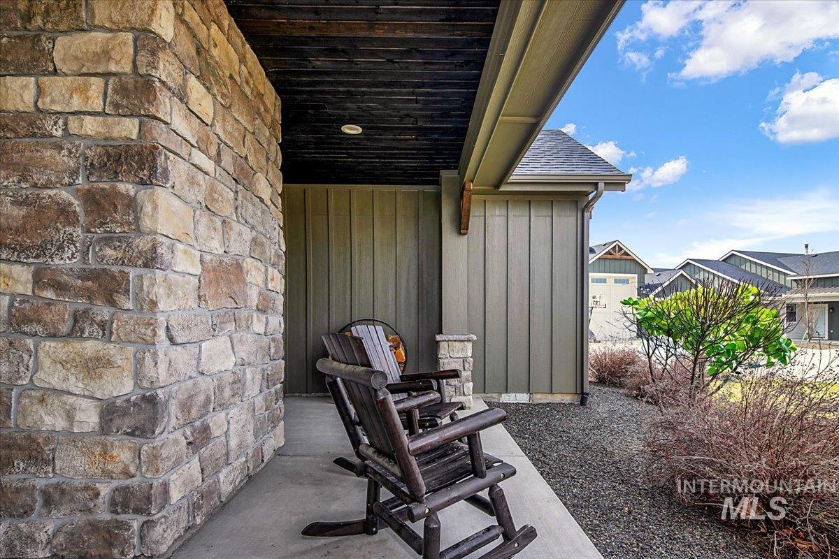 14042 Latigo Ln, Caldwell, Idaho 83607, 3 Bedrooms, 4 Bathrooms, Residential For Sale, Price $1,224,900,MLS 98977935