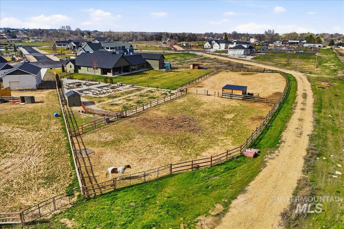 14042 Latigo Ln, Caldwell, Idaho 83607, 3 Bedrooms, 4 Bathrooms, Residential For Sale, Price $1,224,900,MLS 98977935