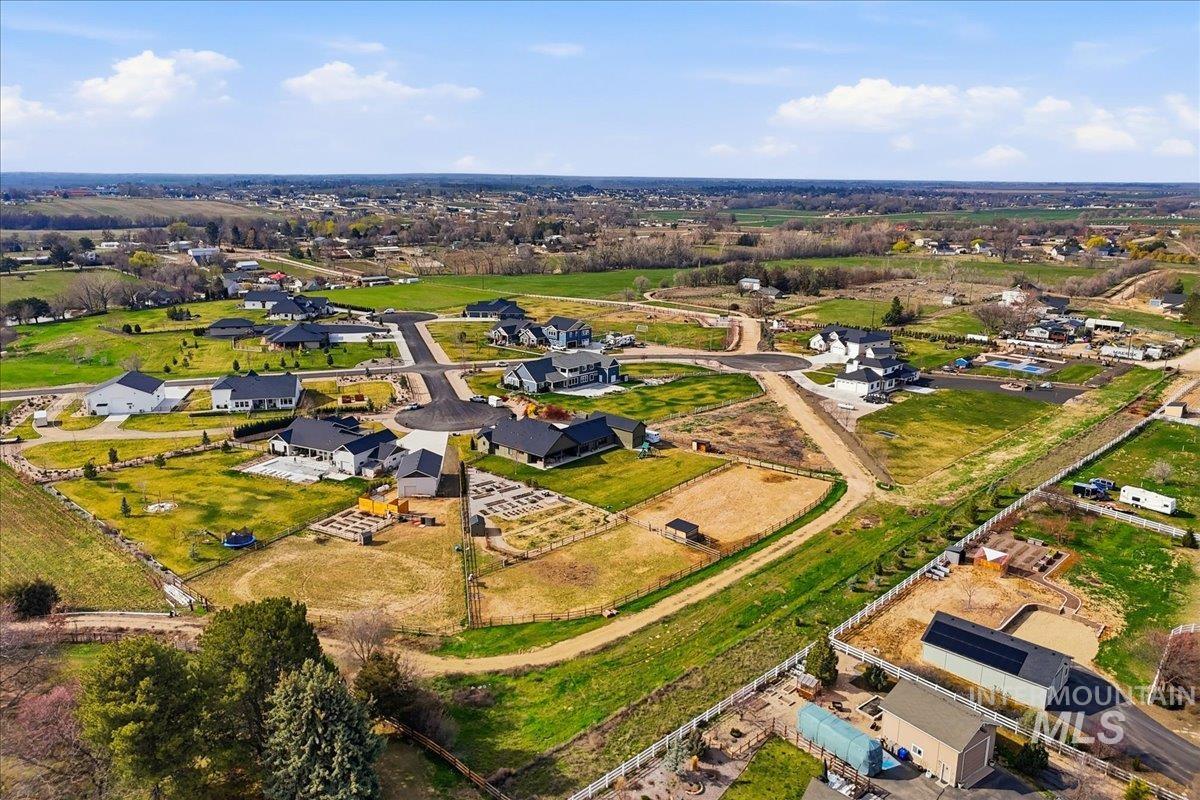 14042 Latigo Ln, Caldwell, Idaho 83607, 3 Bedrooms, 4 Bathrooms, Residential For Sale, Price $1,224,900,MLS 98977935