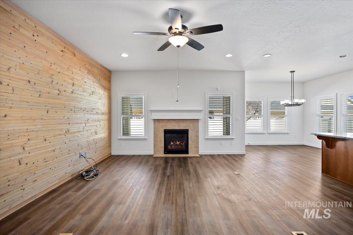 1182 Sunnybrook Ave., Twin Falls, Idaho 83301, 3 Bedrooms, 2 Bathrooms, Residential For Sale, Price $417,900, 98977936