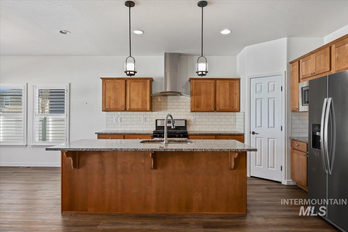 1182 Sunnybrook Ave., Twin Falls, Idaho 83301, 3 Bedrooms, 2 Bathrooms, Residential For Sale, Price $417,900, 98977936