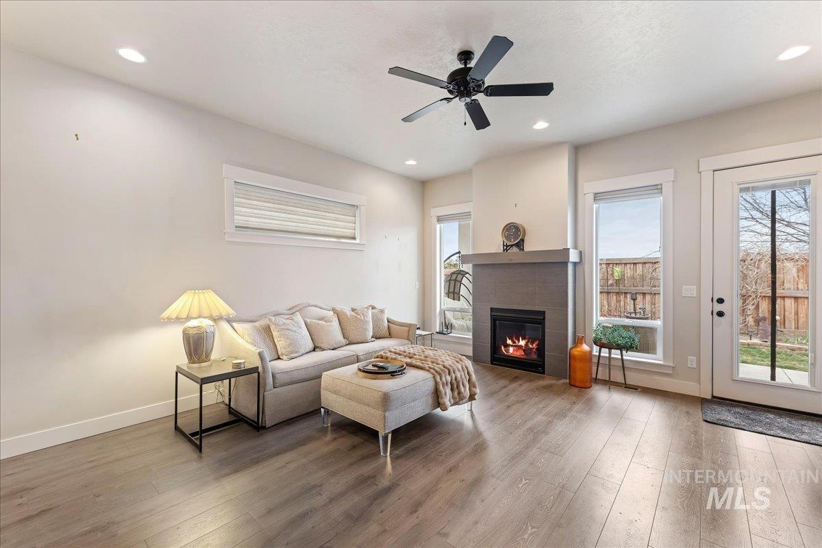 10704 W Evelia St, Boise, Idaho 83709, 3 Bedrooms, 2 Bathrooms, Residential For Sale, Price $585,000,MLS 98977937