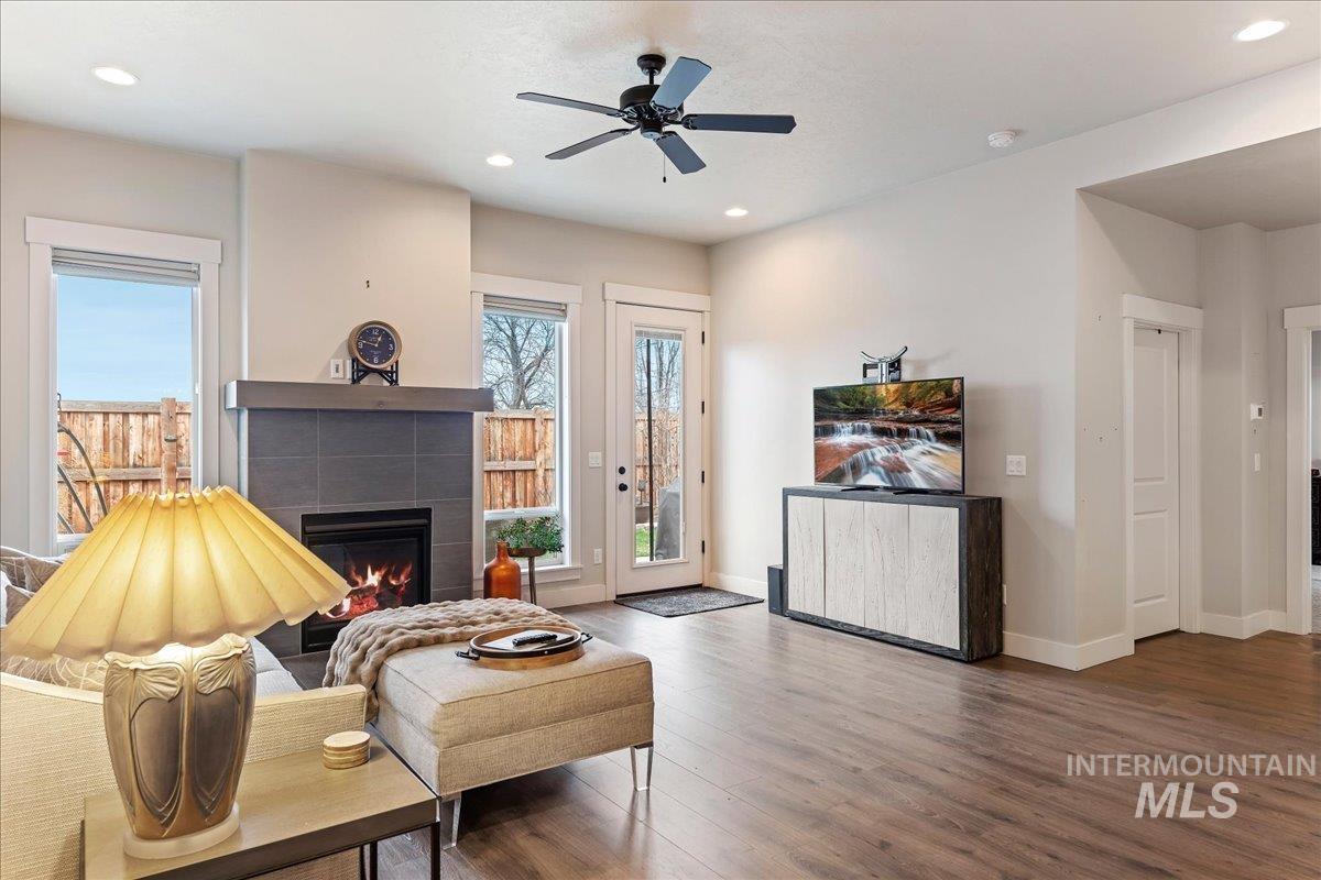 10704 W Evelia St, Boise, Idaho 83709, 3 Bedrooms, 2 Bathrooms, Residential For Sale, Price $585,000,MLS 98977937