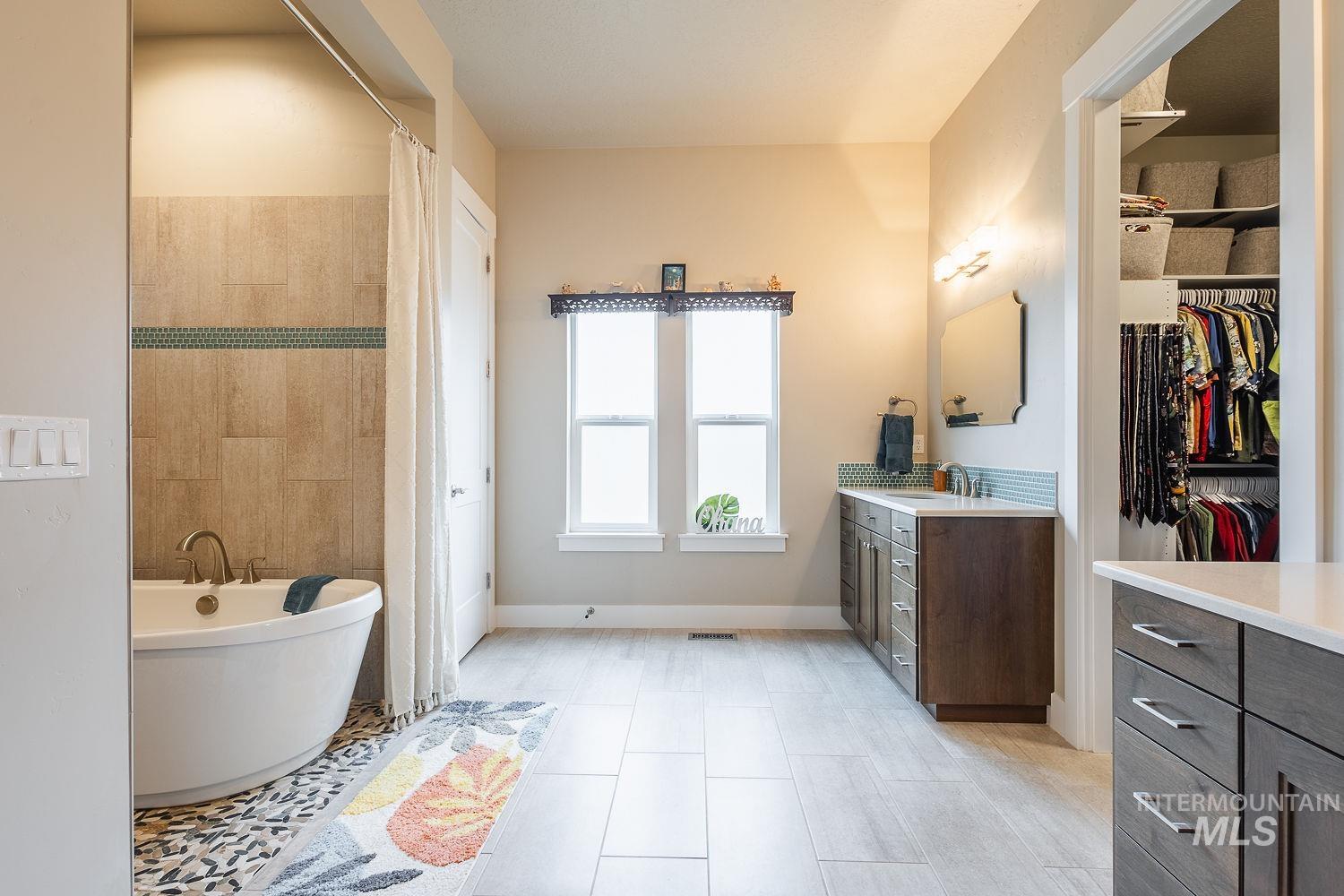 3866 W Daphne St, Meridian, Idaho 83646, 4 Bedrooms, 3 Bathrooms, Residential For Sale, Price $799,900,MLS 98977938