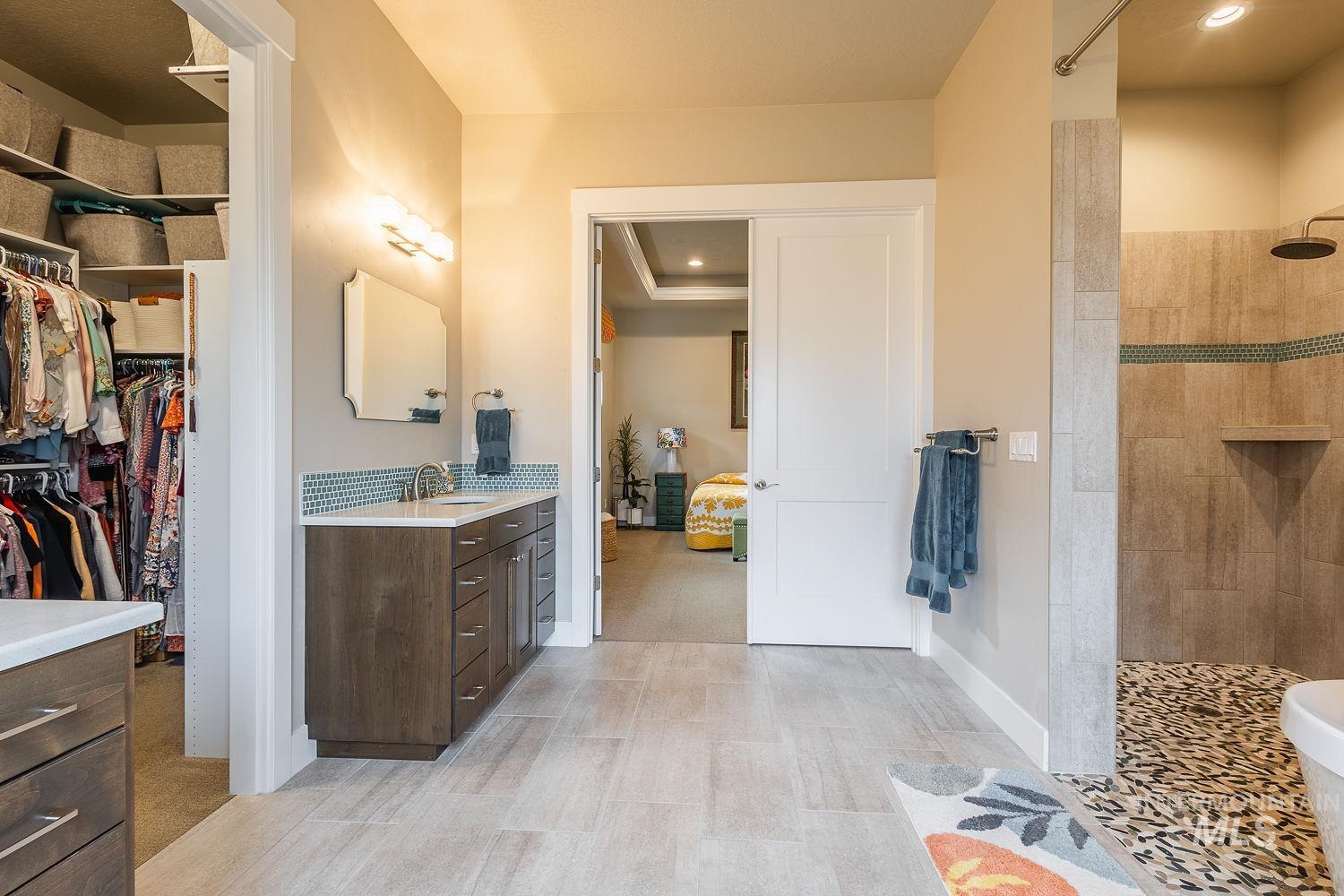 3866 W Daphne St, Meridian, Idaho 83646, 4 Bedrooms, 3 Bathrooms, Residential For Sale, Price $799,900,MLS 98977938