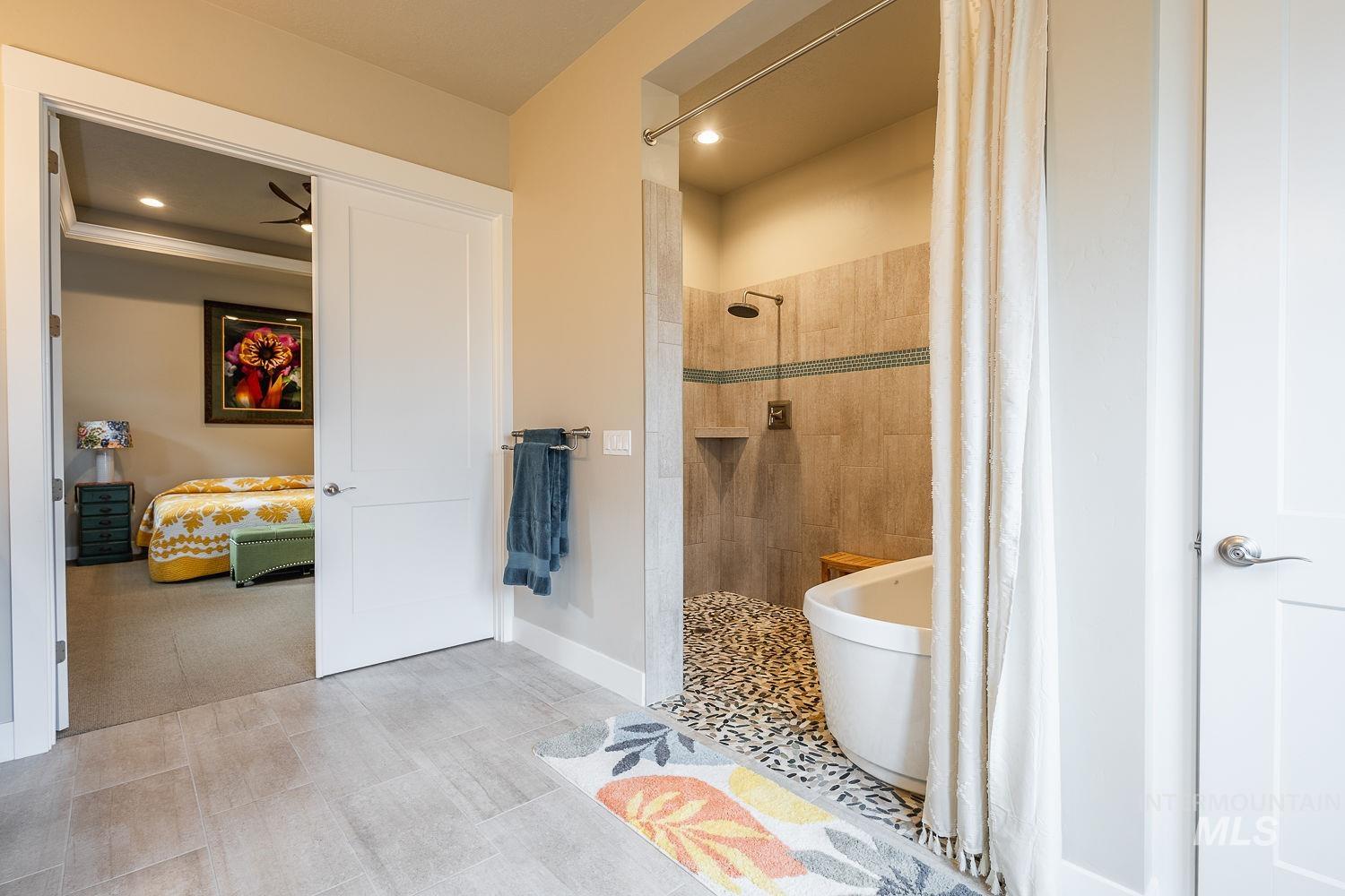 3866 W Daphne St, Meridian, Idaho 83646, 4 Bedrooms, 3 Bathrooms, Residential For Sale, Price $799,900,MLS 98977938