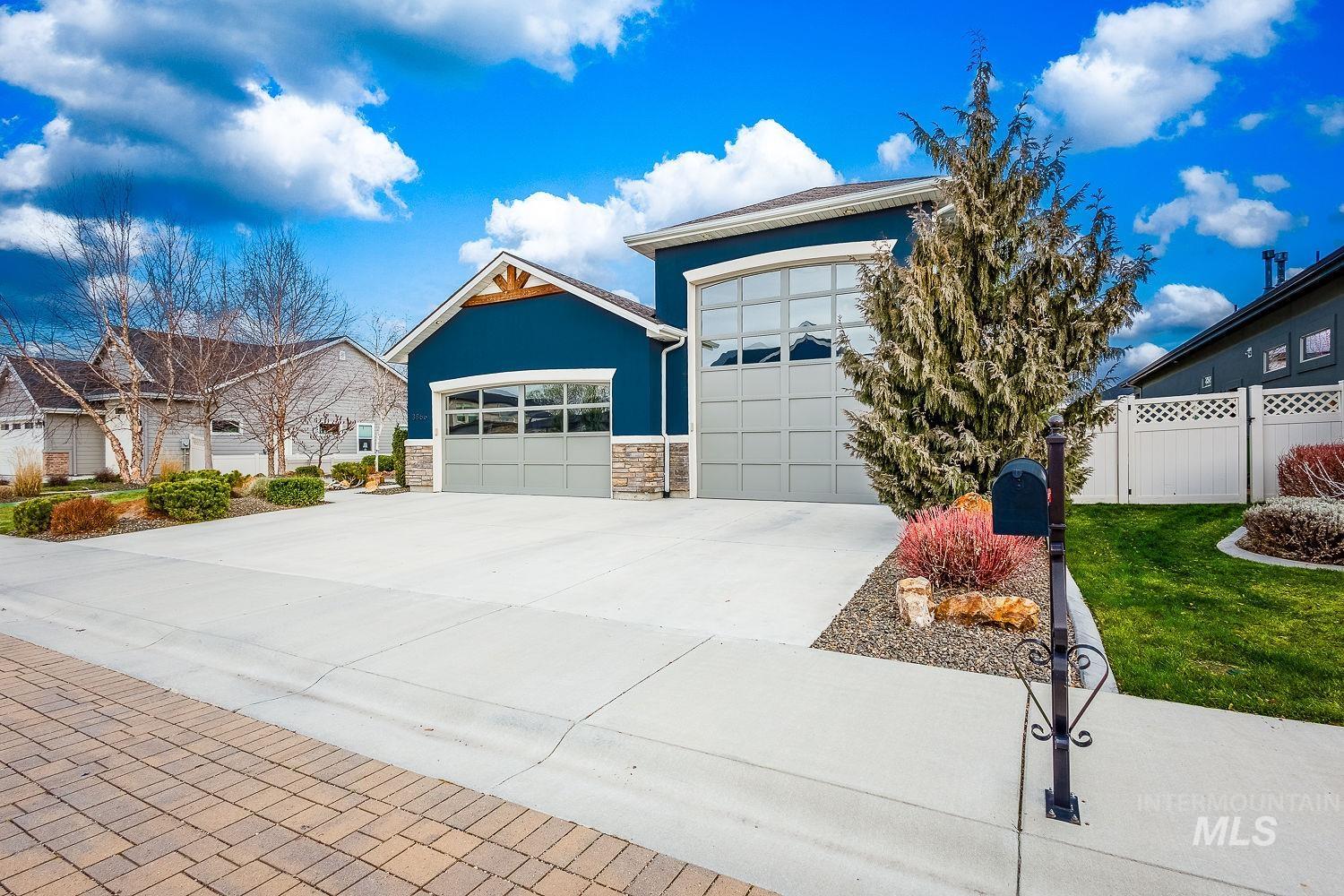 3866 W Daphne St, Meridian, Idaho 83646, 4 Bedrooms, 3 Bathrooms, Residential For Sale, Price $799,900,MLS 98977938