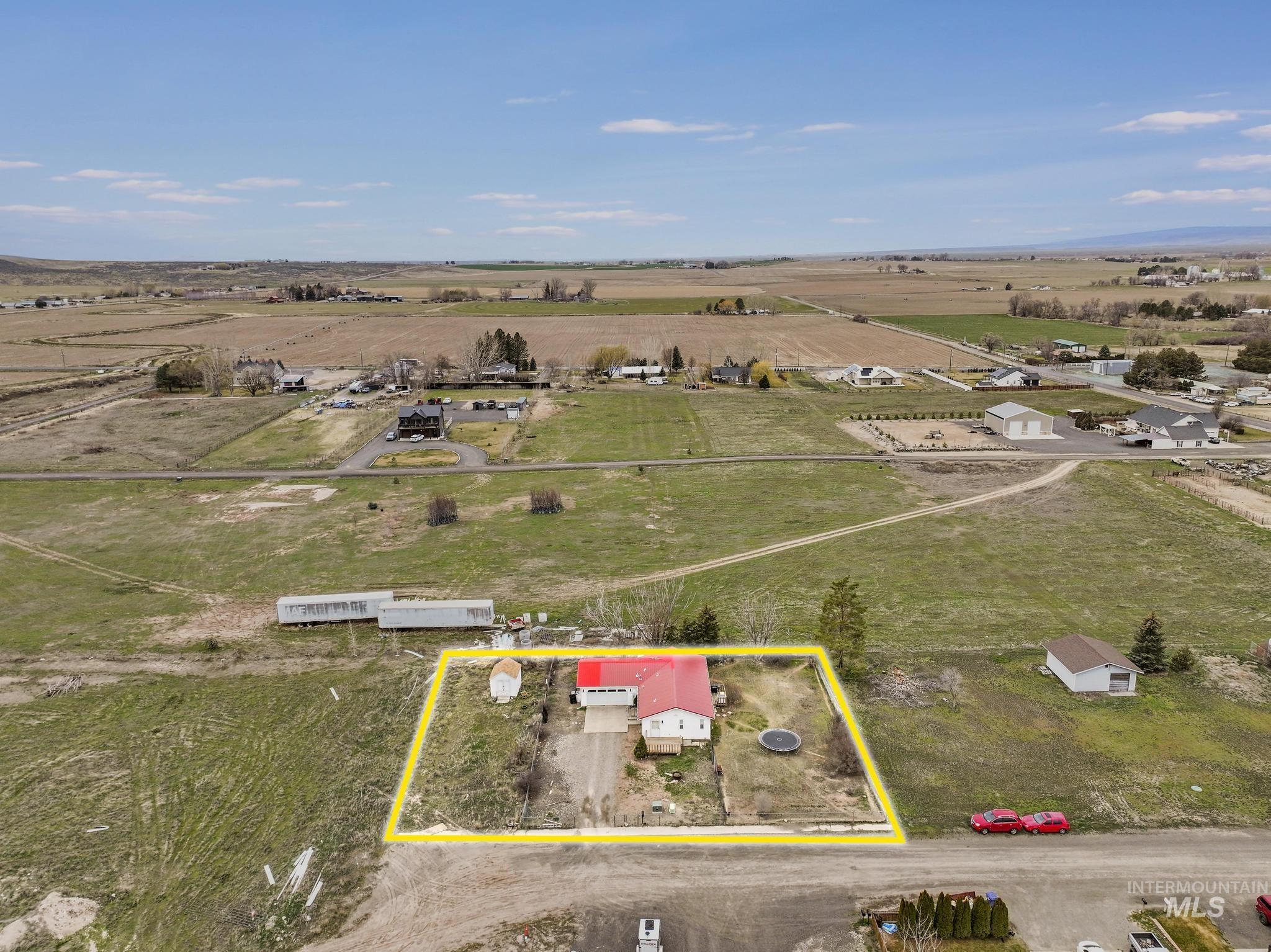 1465 Vista Dr., Gooding, Idaho 83330, 3 Bedrooms, 2 Bathrooms, Residential For Sale, Price $289,900,MLS 98977939