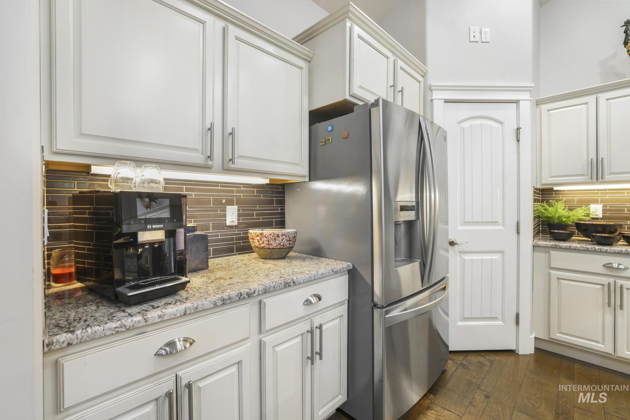 3987 N 3540 E, Kimberly, Idaho 83341, 4 Bedrooms, 3.5 Bathrooms, Residential For Sale, Price $925,000,MLS 98977940