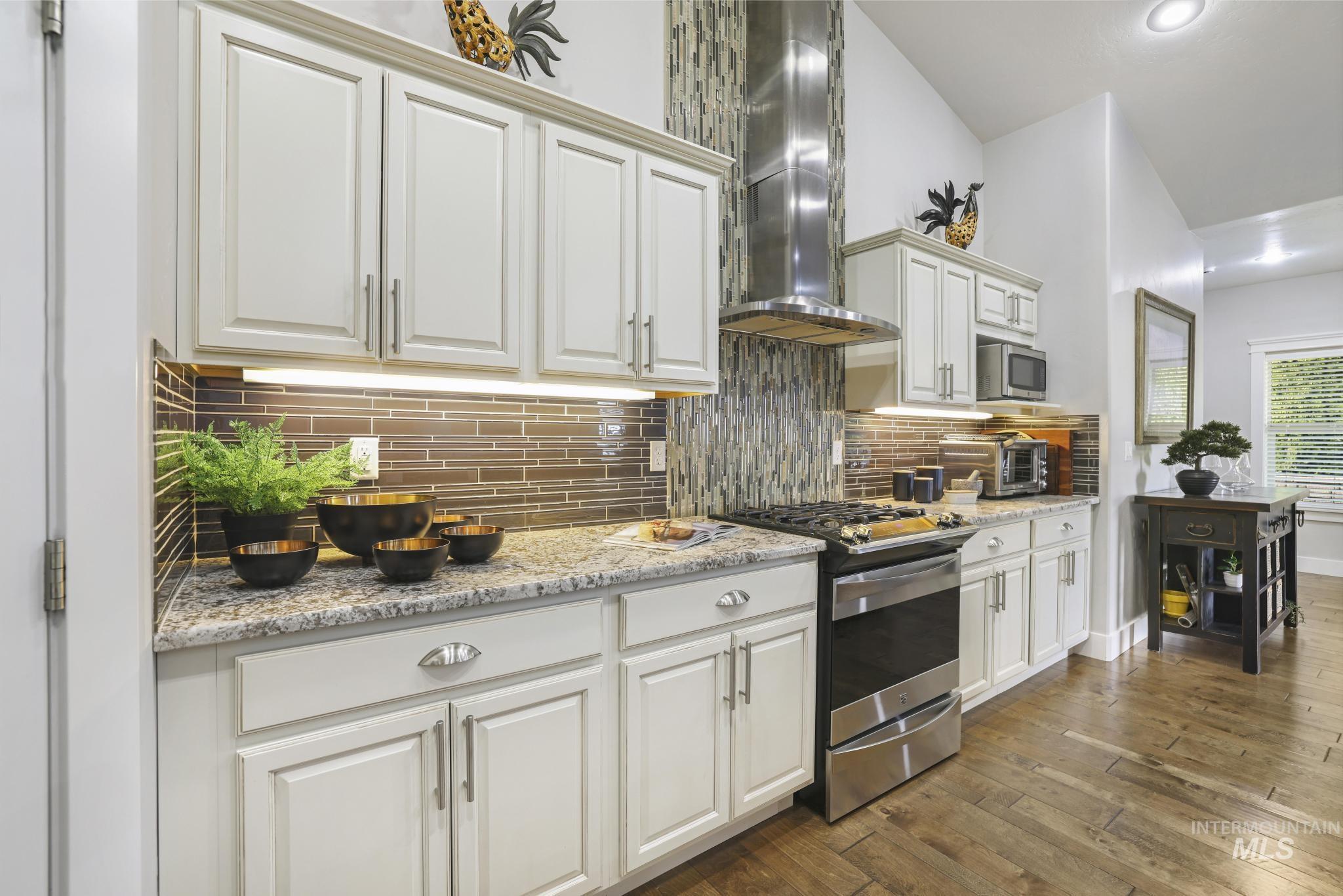 3987 N 3540 E, Kimberly, Idaho 83341, 4 Bedrooms, 3.5 Bathrooms, Residential For Sale, Price $949,500,MLS 98977940