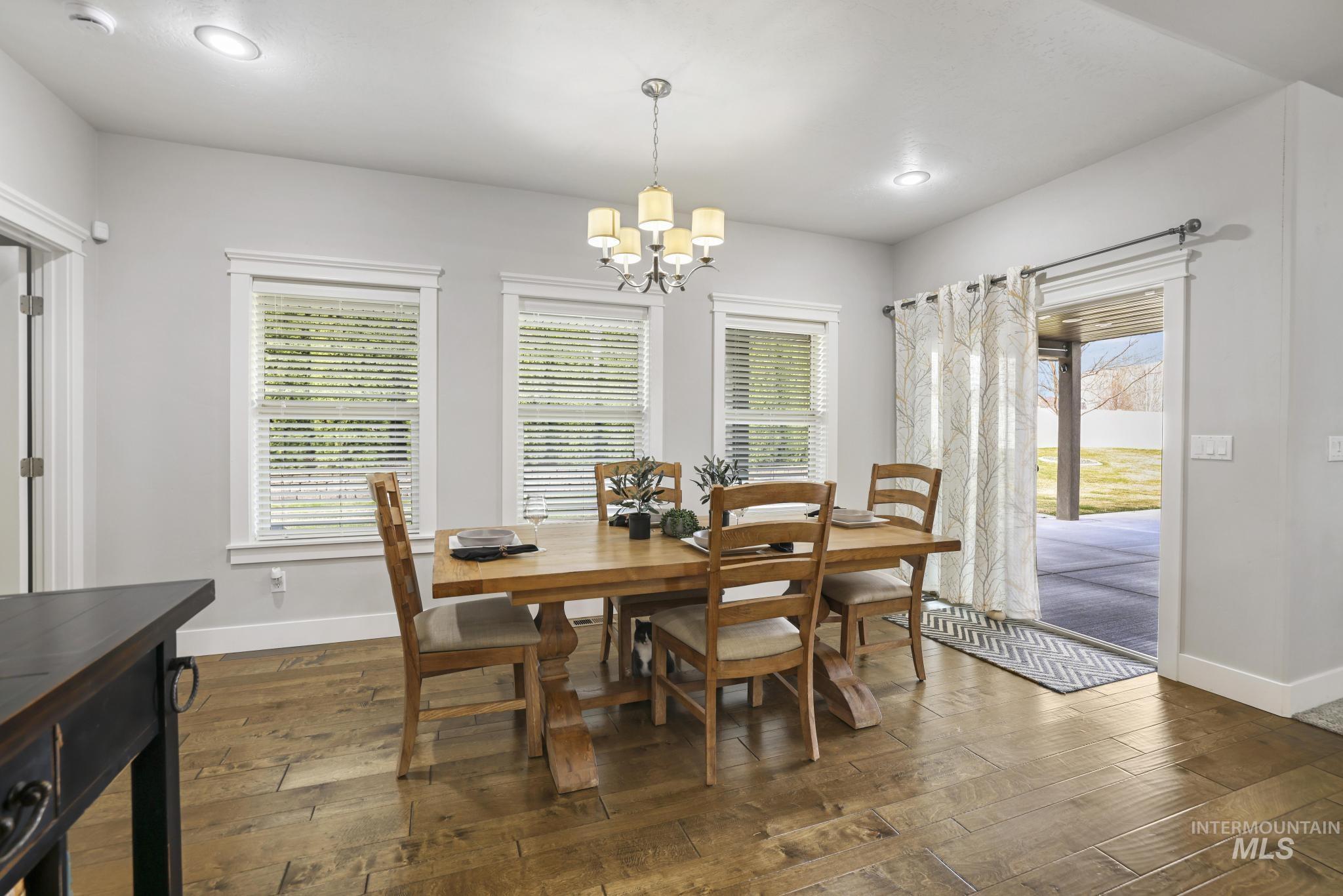 3987 N 3540 E, Kimberly, Idaho 83341, 4 Bedrooms, 3.5 Bathrooms, Residential For Sale, Price $925,000,MLS 98977940